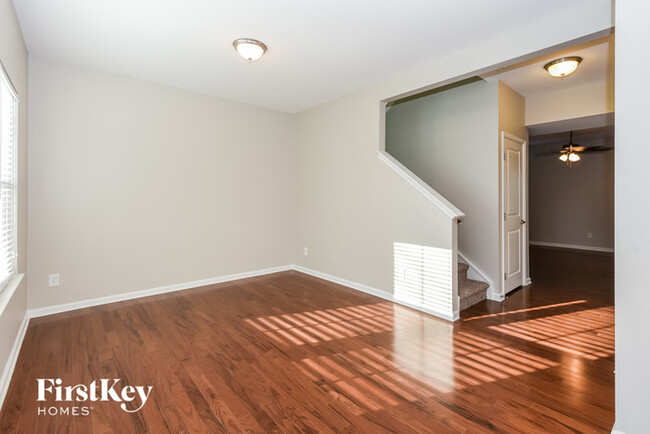 Foto del edificio - 12435 Lookout Point Dr