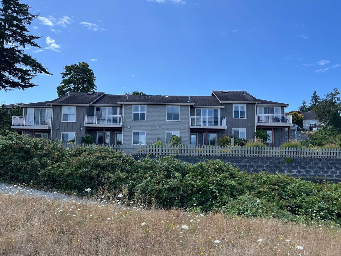 Foto principal - 3 Bed/2.5 Bath + Bonus Room, Anacortes