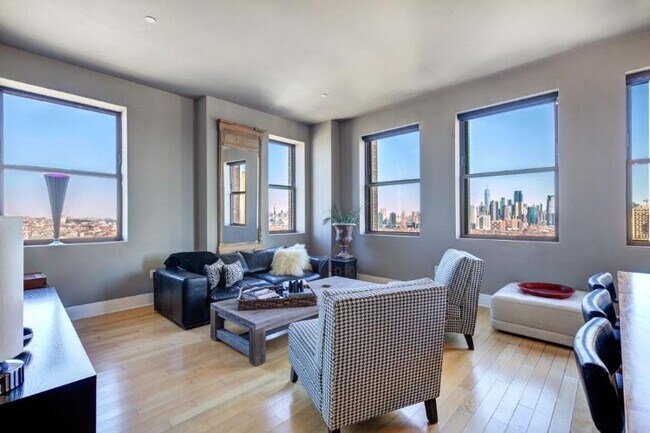 Foto del edificio - 4 Beacon Way