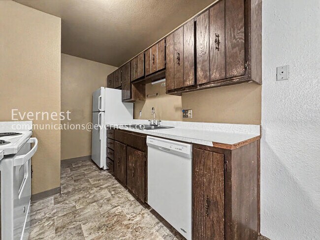 Foto del edificio - 16359 W 10th Ave