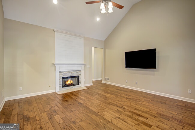 Foto del edificio - 112 Cottage Grove