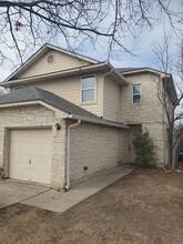 Building Photo - 1020 Christopher Ave