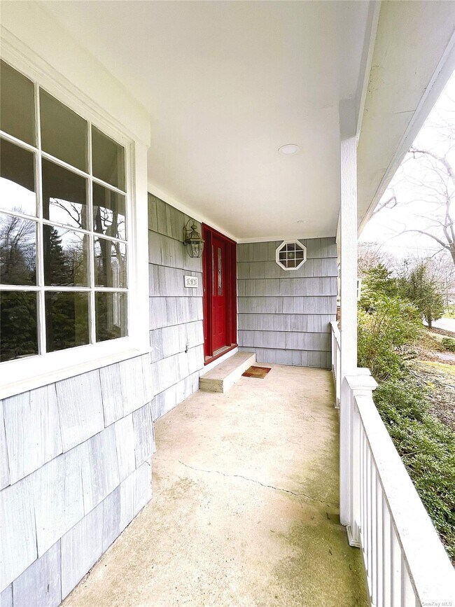190 Lower Sheep Pasture Rd, Setauket East Setauket, NY 11733 House