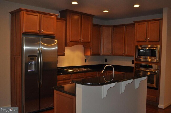 Building Photo - 346 White Ash Pl