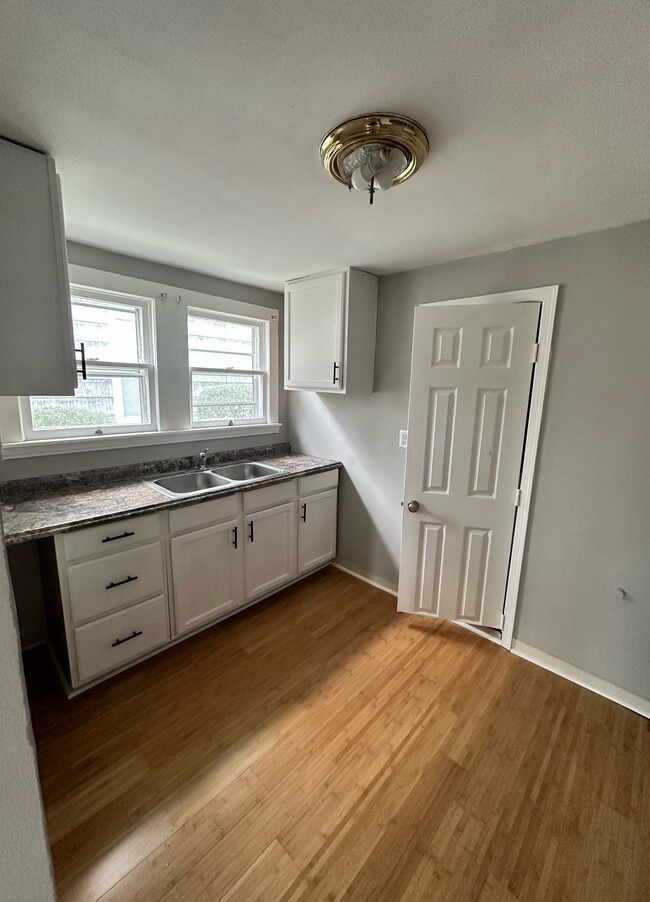 186 Hawley St Unit 1, Binghamton, NY 13901 Apartments in Binghamton