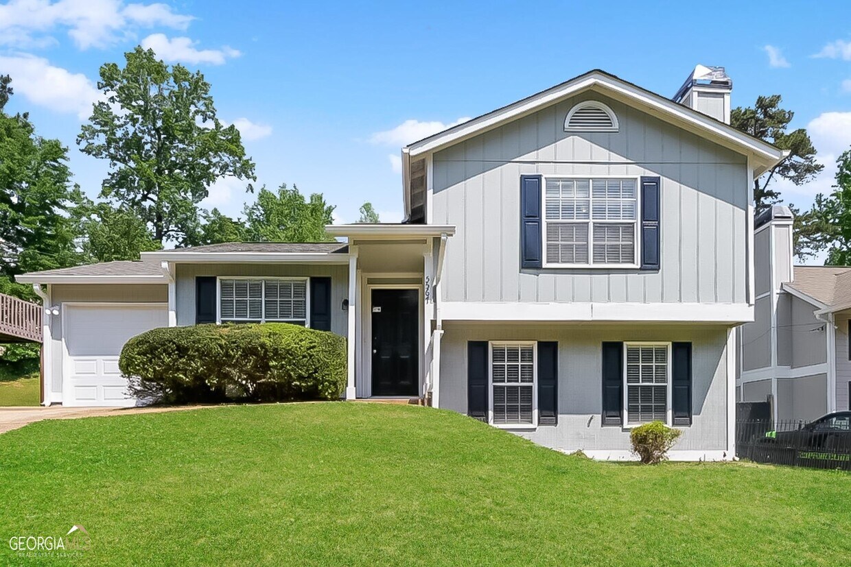 5567 Downs Way, Lithonia, GA 30058 House Rental in Lithonia, GA
