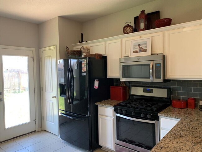 Building Photo - 155 Gambel Oak Way