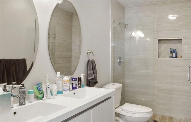 Foto del edificio - 6980 Roswell Rd