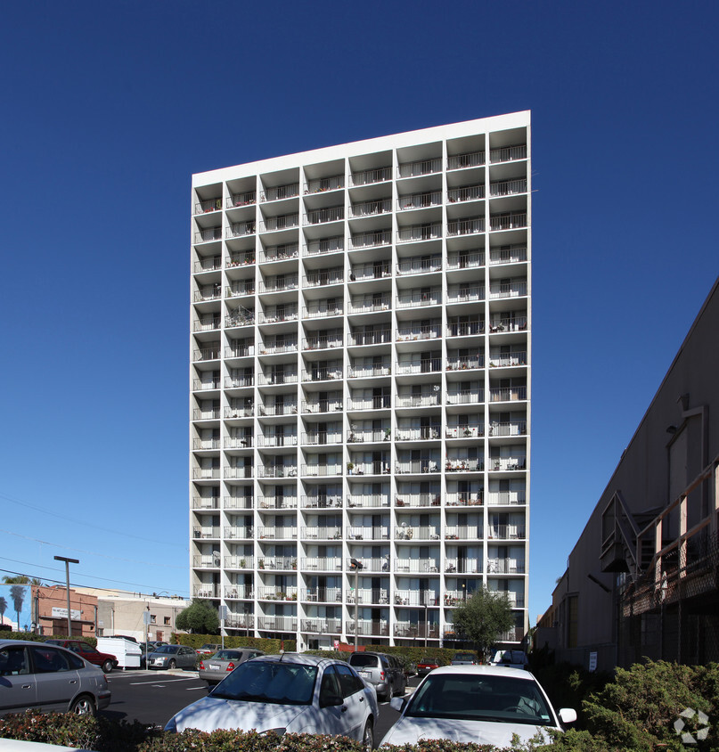 Foto del edificio - Congregational Tower Apartments