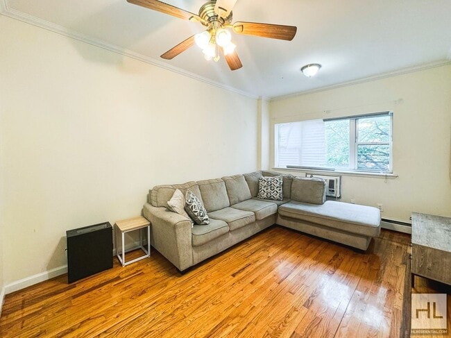 Building Photo - VAN SICLEN AVENUE