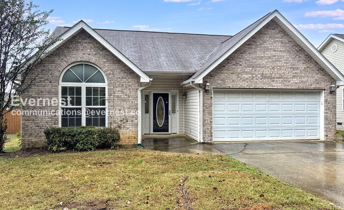 Foto principal - 7102 Tyner Crossing Dr