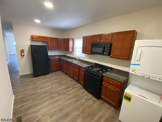 Foto del edificio - 1283 Springfield Ave