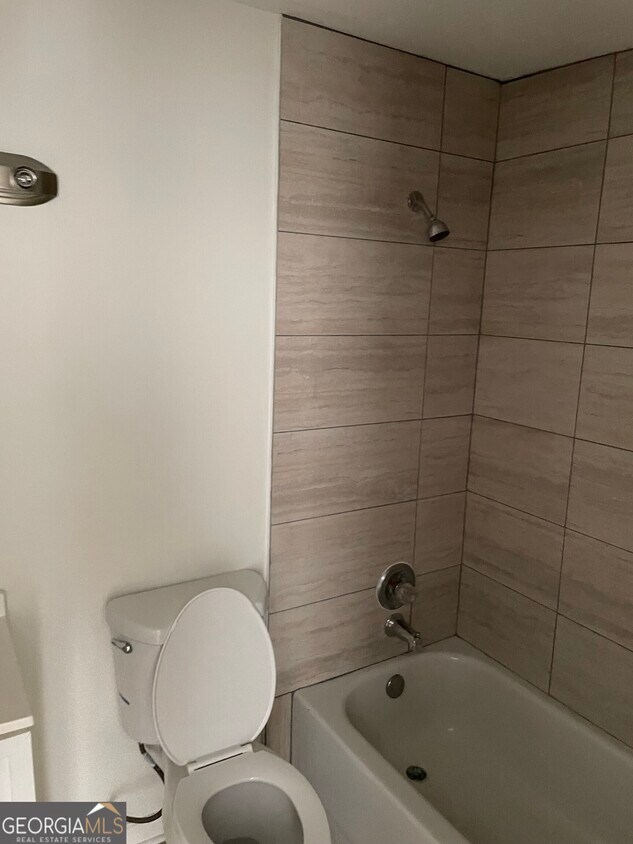 Foto principal - 36 Sandalwood Cir