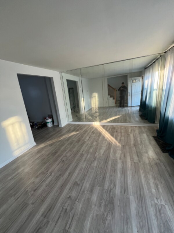 Foto del edificio - 1322 W 110th St