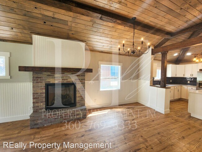 Building Photo - 2 br, 2 bath House - 1406 West Ave