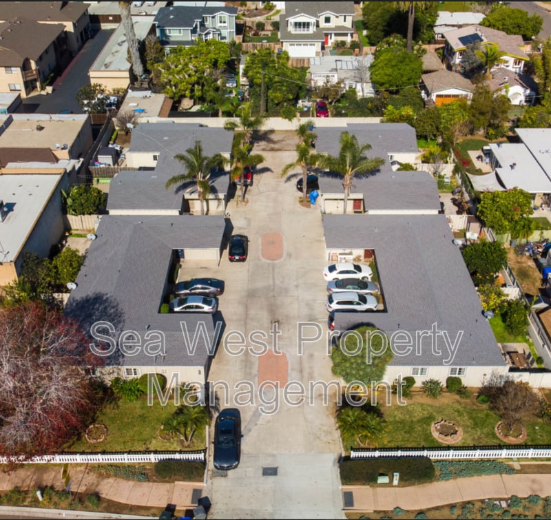 Primary Photo - 158 Leucadia Blvd