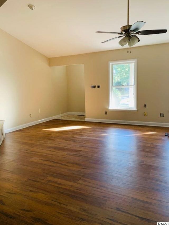 Building Photo - 18 Sextant Pl