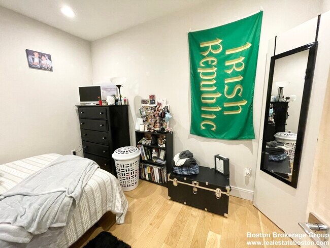 Foto del edificio - 42 Washburn St