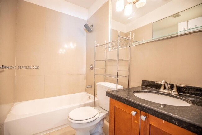 Foto del edificio - 86 NE 50th Terrace