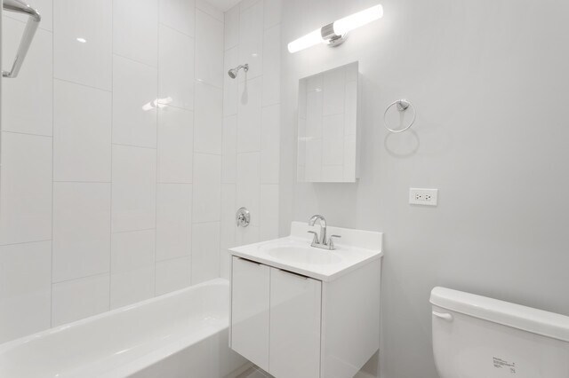 Foto del edificio - 7503 N Eastlake Ter