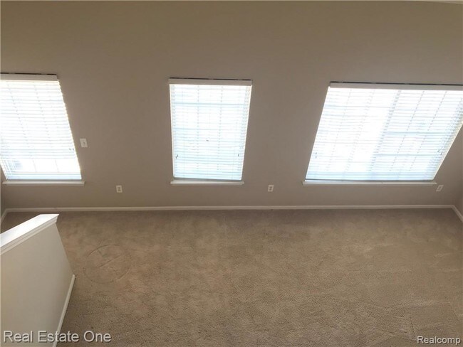 Foto del edificio - 1432 Crimson Way