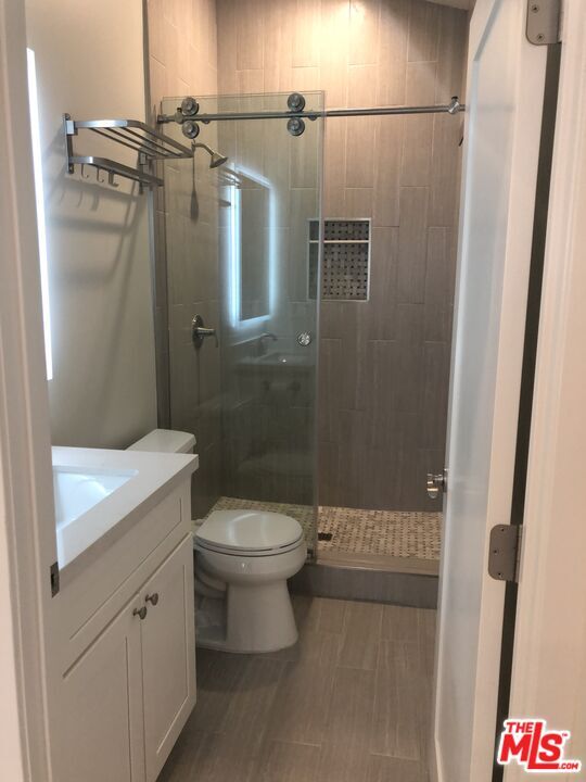 Foto del edificio - 6140 W 74th St