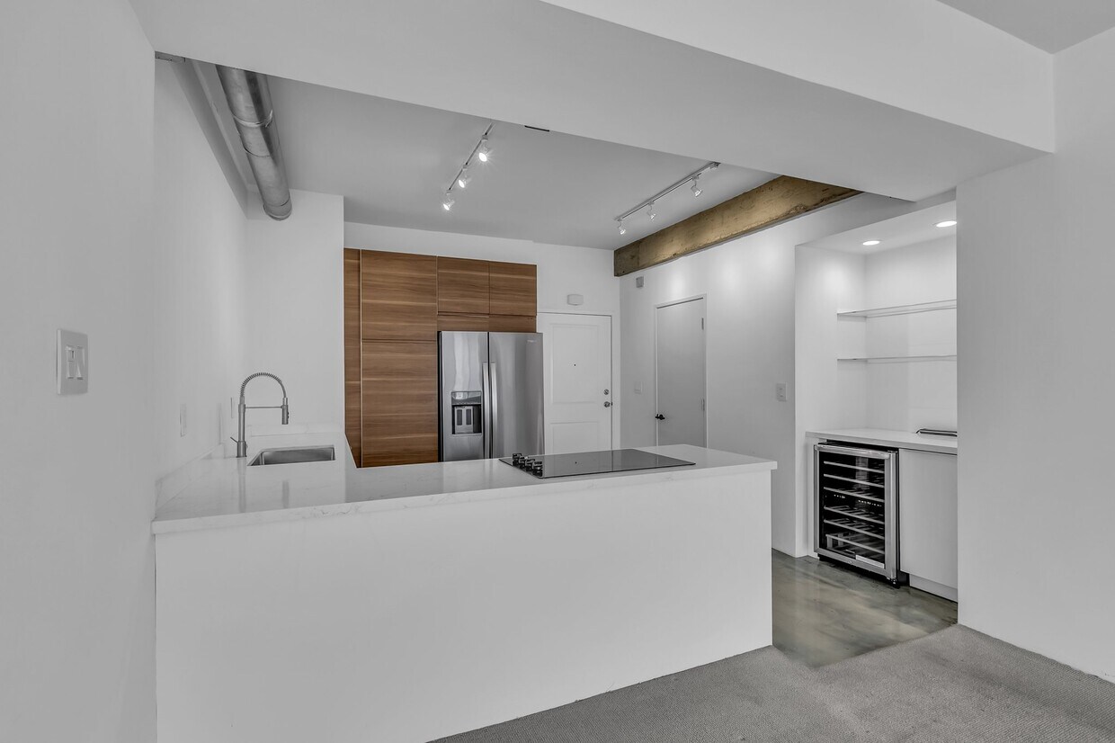 European-design Kitchen - 1155 N La Cienega Blvd