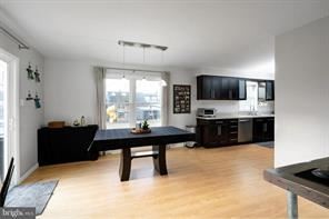 Building Photo - 4 br, 1.5 bath House - 7 Carousel Dr
