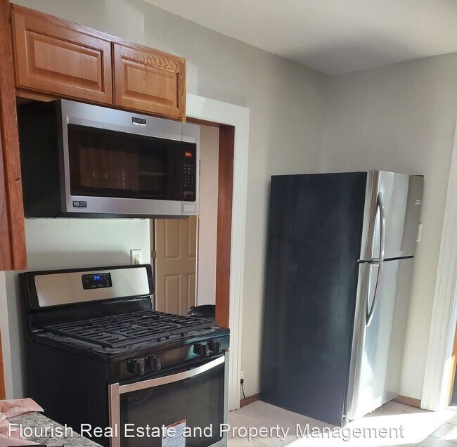 Building Photo - 3 br, 2 bath House - 3206 Linden Avenue