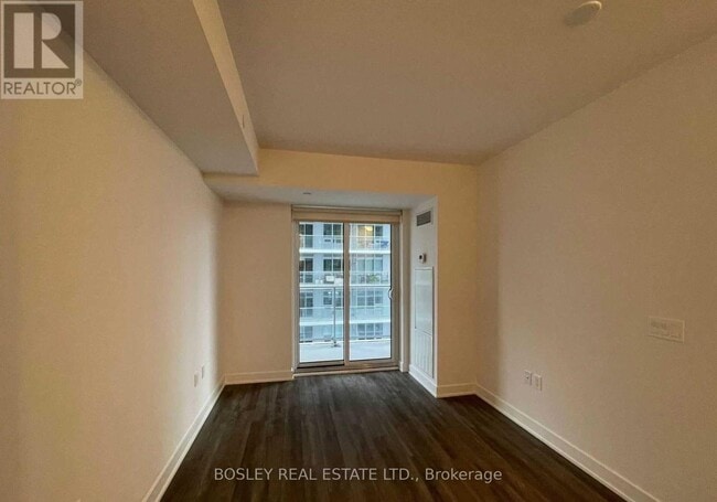 Building Photo - 195 Redpath Ave