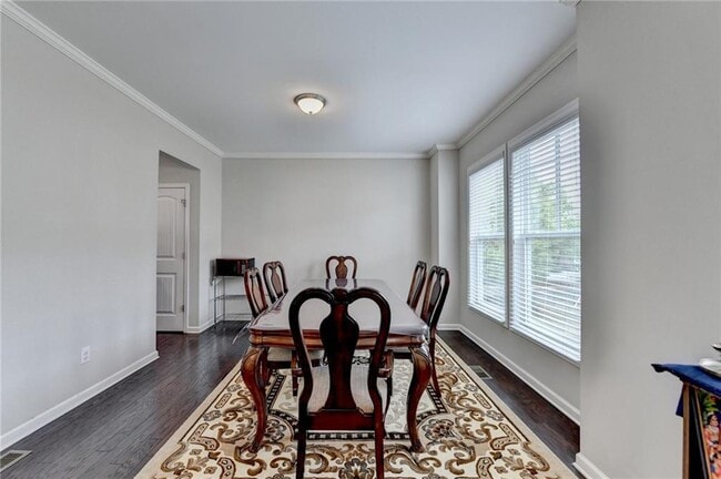 Building Photo - 810 Sunset Park Dr