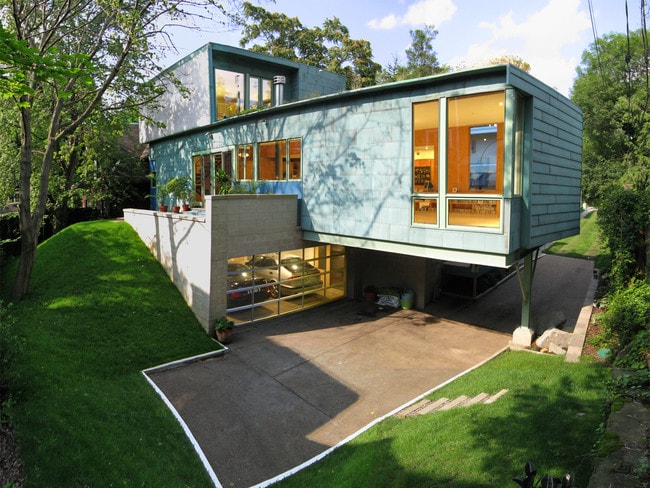 Backyard View - 928 S Aiken Ave Apartments