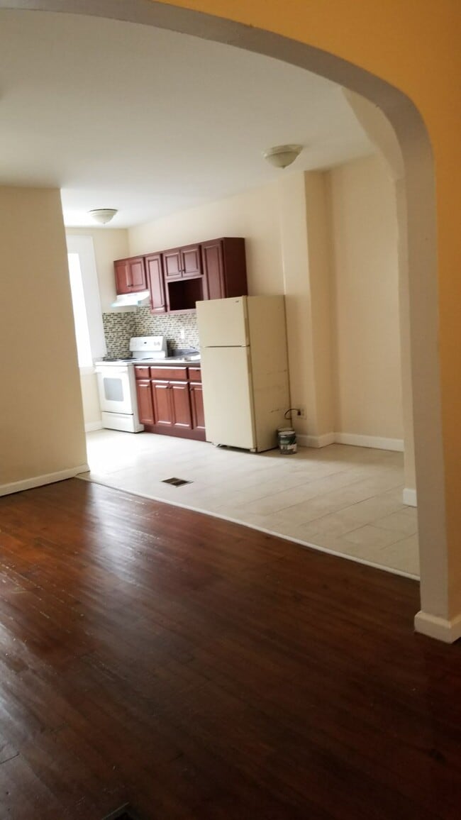 Foto del edificio - 6532 Saybrook Ave
