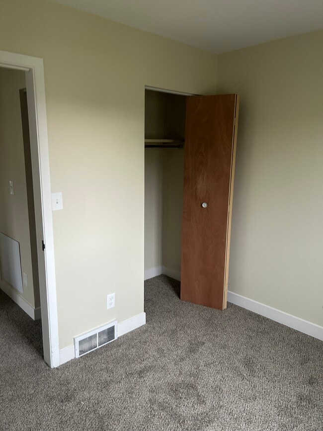 Foto del edificio - 2419 N 6th St