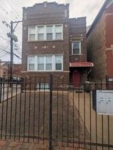 Building Photo - 2344 W Barry Ave
