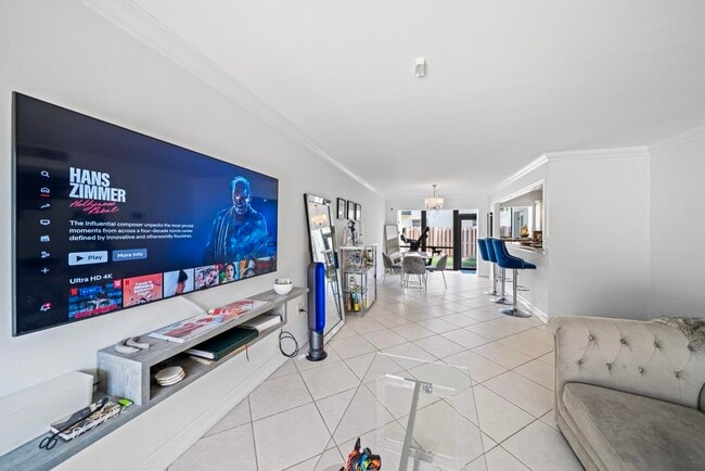 Foto del edificio - 8745 SW 137th Ave