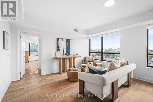 Building Photo - 36-336 Brentcliffe Rd