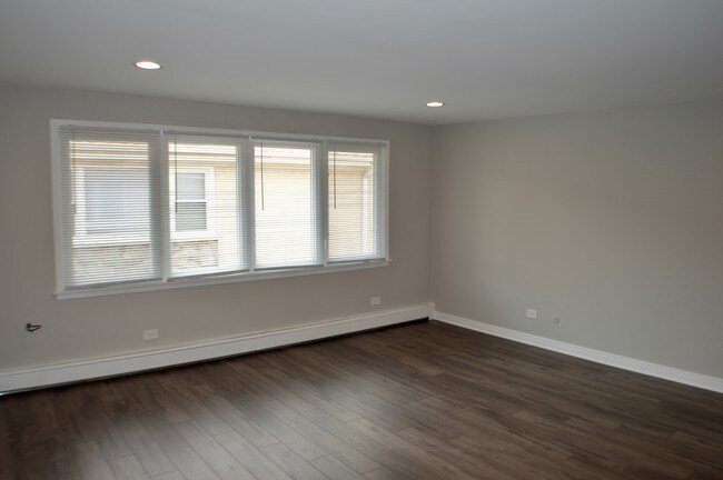 Building Photo - 5210 N Potawatomie Ave