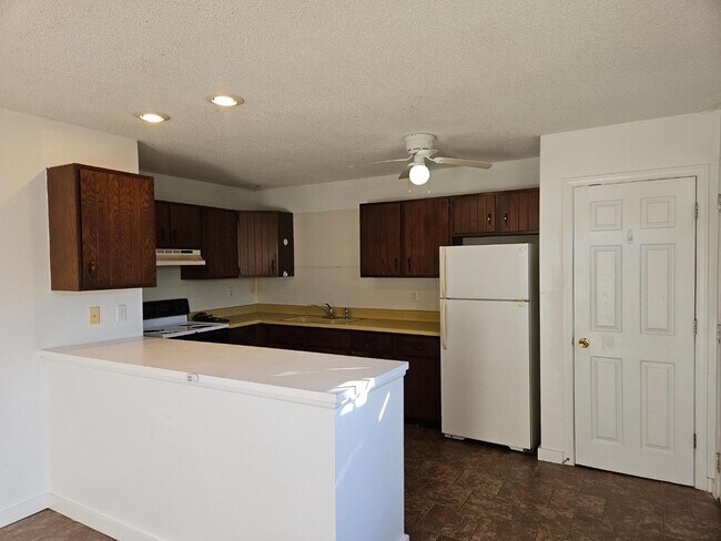 Foto del edificio - 510 W Murray St