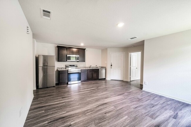 Building Photo - 8217 Carolwood Dr
