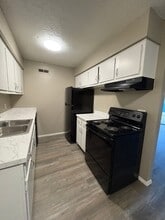 Building Photo - 5604 S Peoria Ave
