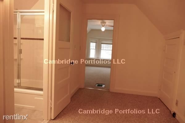Foto del edificio - 26 Orient Ave