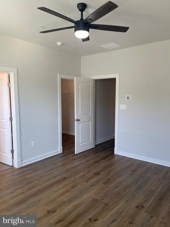 Foto del edificio - 5014 Henry King Wy