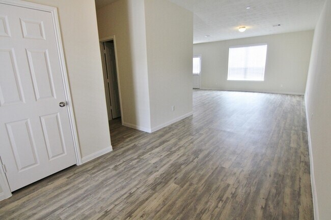 Foto del edificio - 3918 Lexington Manor Ct