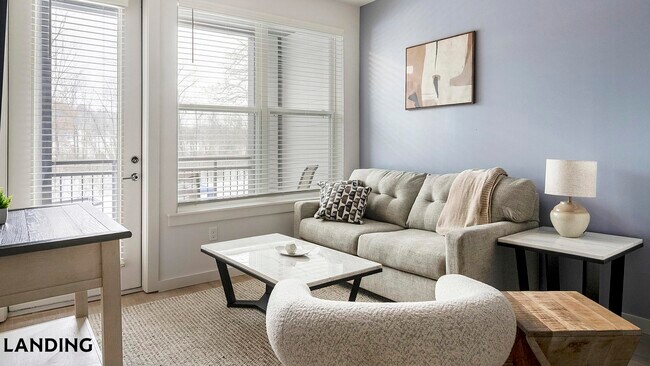 Foto del edificio - 1200 Riverfront Dr