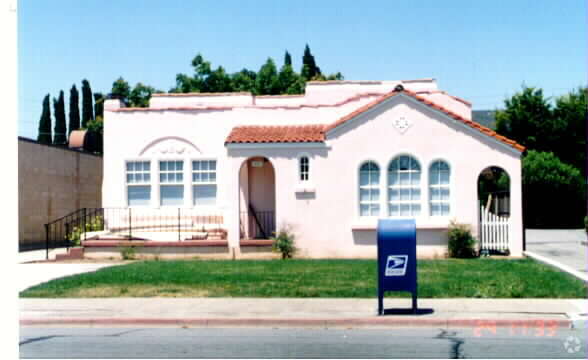 Foto del edificio - 489 S Murphy Ave