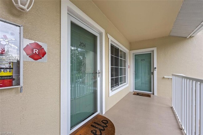 Building Photo - 25727 Lake Amelia Way