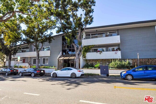 Foto del edificio - 2021 California Ave