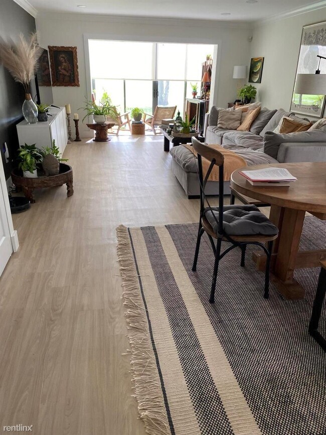 Foto del edificio - 2 br, 2 bath Condo - 21650 Juego Cir Apt 24A