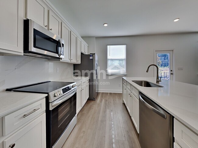 Building Photo - 168 Portside Pk Dr